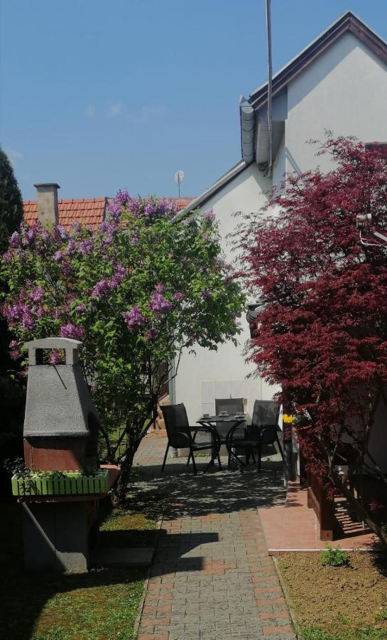 Apartman Excellent - Kuca Za Odmor U Zupanji -Natkriveno Parkirno Mjesto Zupanja Extérieur photo